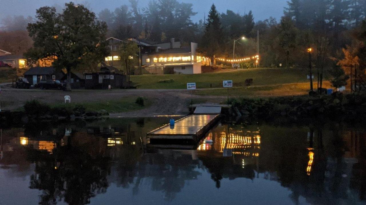 Valois Motel & Restaurant Mattawa Bagian luar foto